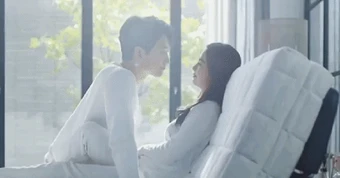 Cảnh tượng đáng lo ngại của vợ chồng Kim Tae Hee - Bi Rain tại nhà riêng 90 tỷ