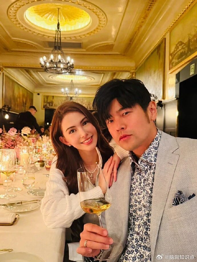 Châu Kiệt Luân mở tiệc mừng sinh nhật vợ giữa ồn ào có con rơi