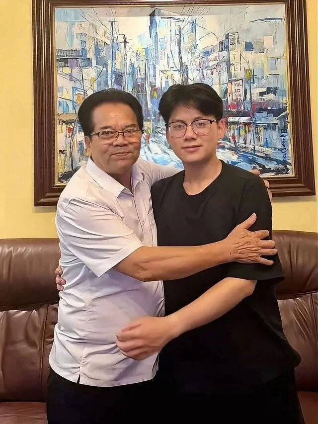 Cháu nội NSND Trần Nhượng gây chú ý Cháu nội NSND Trần Nhượng gây chú ý