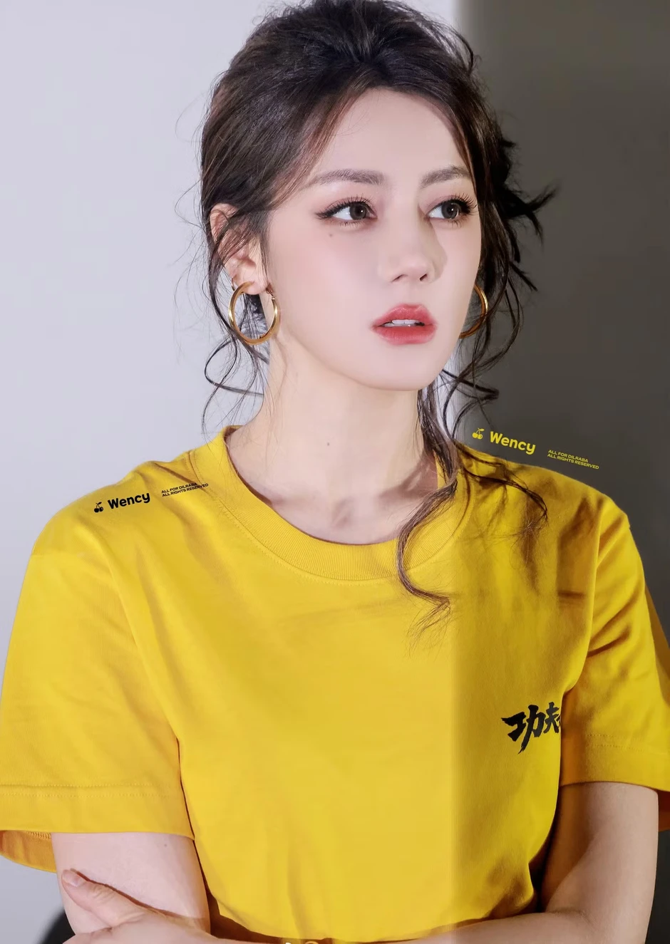 Châu Tinh Trì đã cứu vớt Địch Lệ Nhiệt Ba Châu Tinh Trì đã cứu vớt Địch Lệ Nhiệt Ba