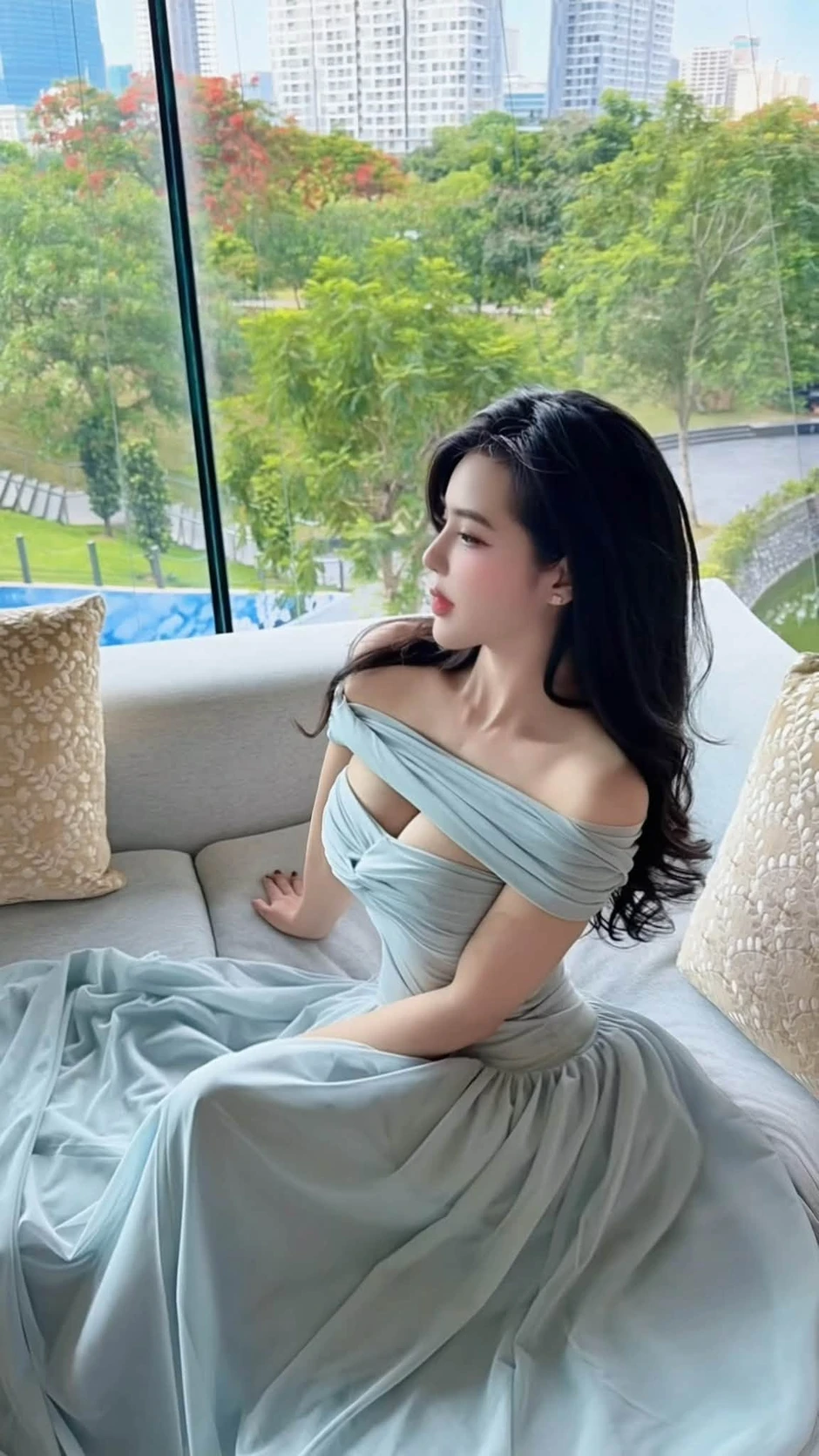 Check-in giải chạy, hot gymer tạo dáng chấn động khiến CĐM thích thú