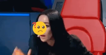 Chị đại The Voice bắt trợ lý đứng quạt hàng giờ đồng hồ vì sợ nóng, lật giở "bệnh án ngôi sao" mà phát hoảng