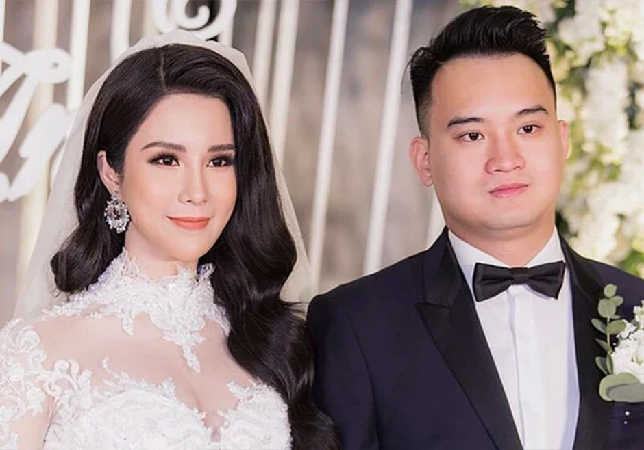 Chị đẹp Diệp Lâm Anh được đón dâu bằng dàn xế chục tỷ: Ly hôn thiếu gia trong ồn ào, đang hẹn hò tình trẻ kém 11 tuổi Chị đẹp Diệp Lâm Anh được đón dâu bằng dàn xế chục tỷ: Ly hôn thiếu gia trong ồn ào, đang hẹn hò tình trẻ kém 11 tuổi