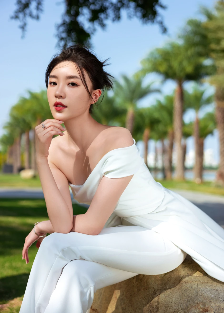 Chị Đẹp "chết lặng" vì bị Trang Pháp lật kèo: Chưa từng out khỏi Top 5 BXH, là "trà xanh" khiến cả nước muốn đập tivi vì quá đáng ghét