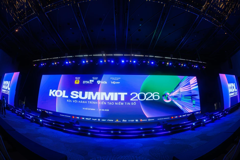 Chính thức lộ diện sân khấu KOL Summit 2026, thảm đỏ sẵn sàng đón hơn 1.500 nghệ sĩ, KOL và khách mời Chính thức lộ diện sân khấu KOL Summit 2026, thảm đỏ sẵn sàng đón hơn 1.500 nghệ sĩ, KOL và khách mời
