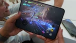 Choáng ngợp khi chơi game với iPhone Duo: Chuyển cảnh "mượt" không vết xước thế này thì game thủ nào chịu nổi?