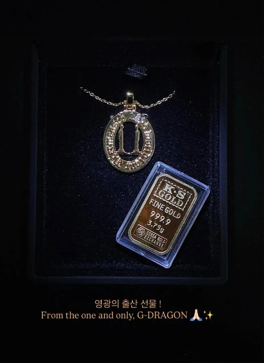 Choáng với độ giàu của G-Dragon: Chủ căn hộ 640 tỷ cho phóng thẳng siêu xe vào phòng khách, hết mua nhà đến tặng vàng 9999 cho nhân viên