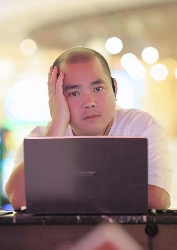 Chồng người mẫu Thúy Hạnh là ai? Tên tuổi và sự nghiệp của Minh Khang, người đàn ông phía sau thành công của Thúy Hạnh