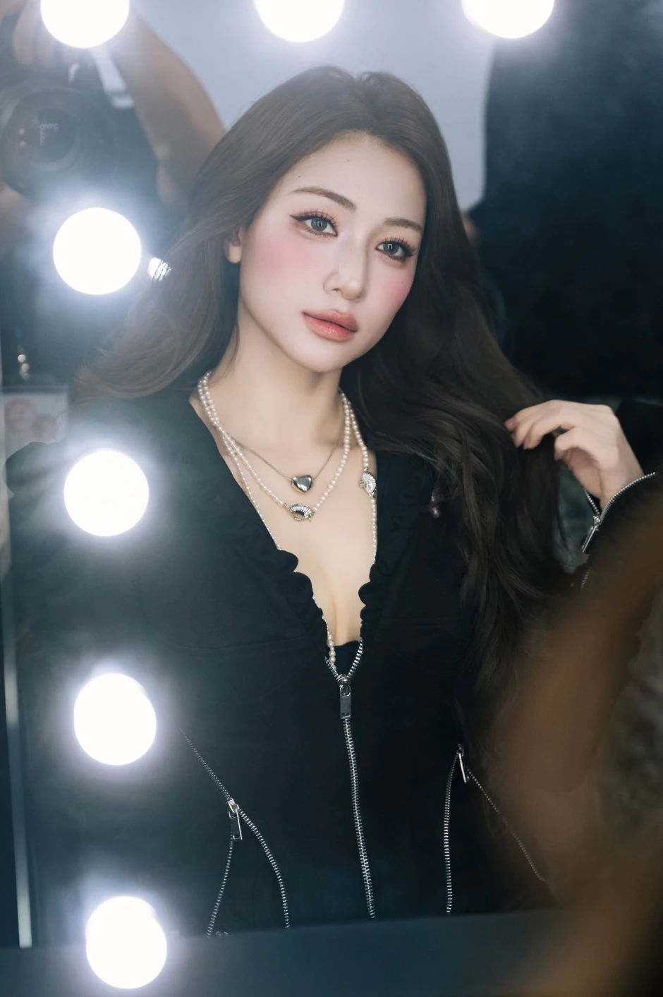 Chuyện gì khiến Hòa Minzy phải xoá gấp bài đăng bán nhà lỗ gần 1 tỷ đồng?