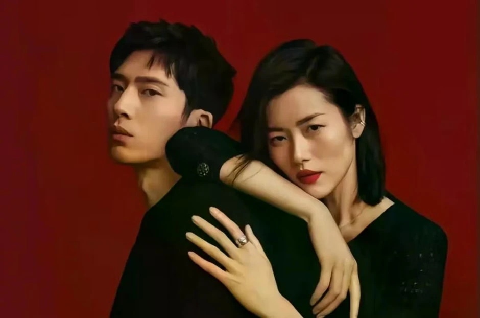 Chuyện tình siêu mẫu nội y và tổng tài hot nhất hiện tại