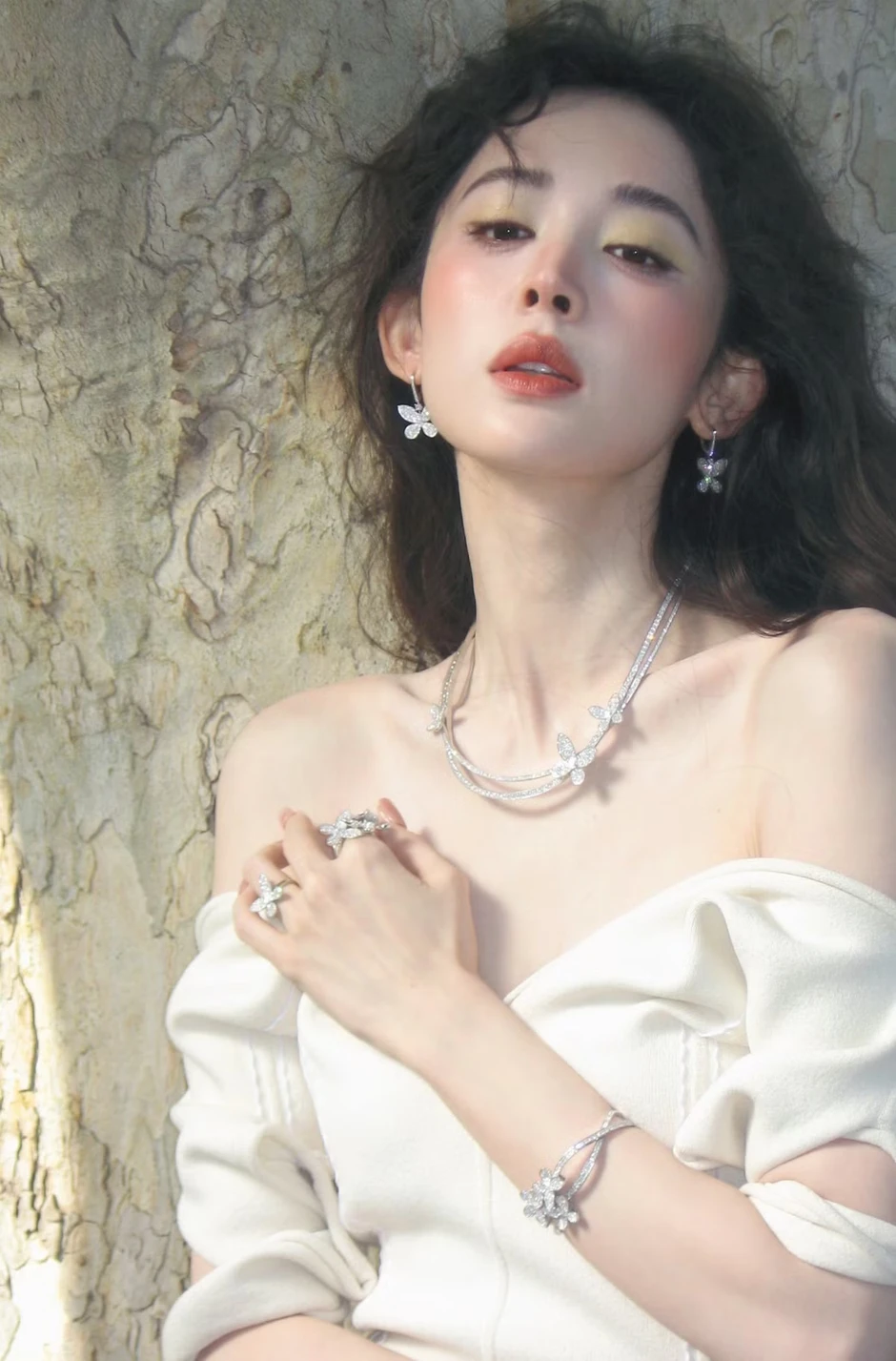 Cổ Lực Na Trát khiến 60 triệu người mê mẩn Cổ Lực Na Trát khiến 60 triệu người mê mẩn