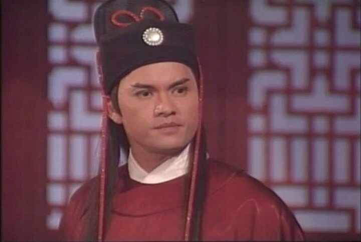 Con đường trở thành tỷ phú của Triển Chiêu phong độ nhất màn ảnh