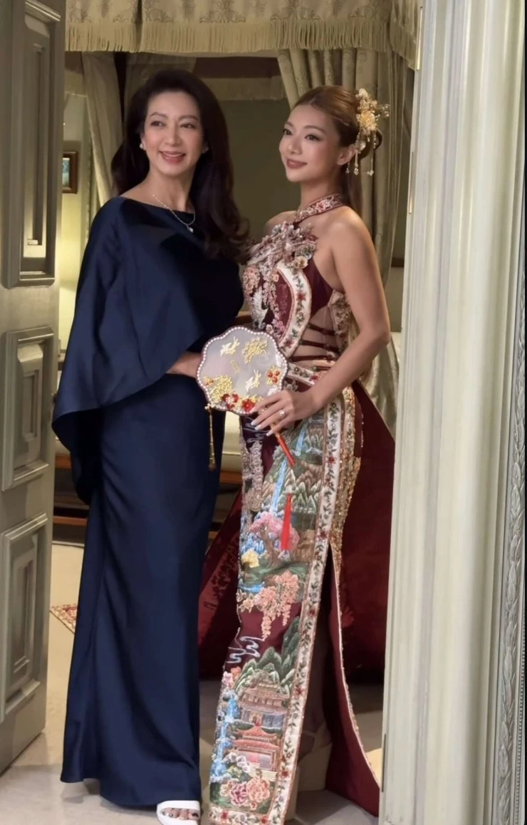Con gái của Hoa hậu Điện ảnh, “nữ hoàng ảnh lịch và chưởng môn phái Vịnh Xuân lấy chồng Malaysia