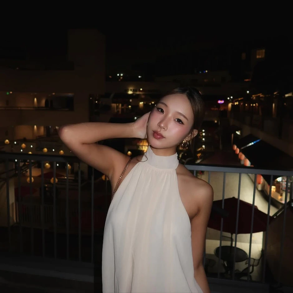 Con gái của MC hàng đầu showbiz lúc nhỏ bị chê kém sắc, giờ lột xác ngoạn mục khiến dân mạng "sáng mắt ra" Con gái của MC hàng đầu showbiz lúc nhỏ bị chê kém sắc, giờ lột xác ngoạn mục khiến dân mạng "sáng mắt ra"