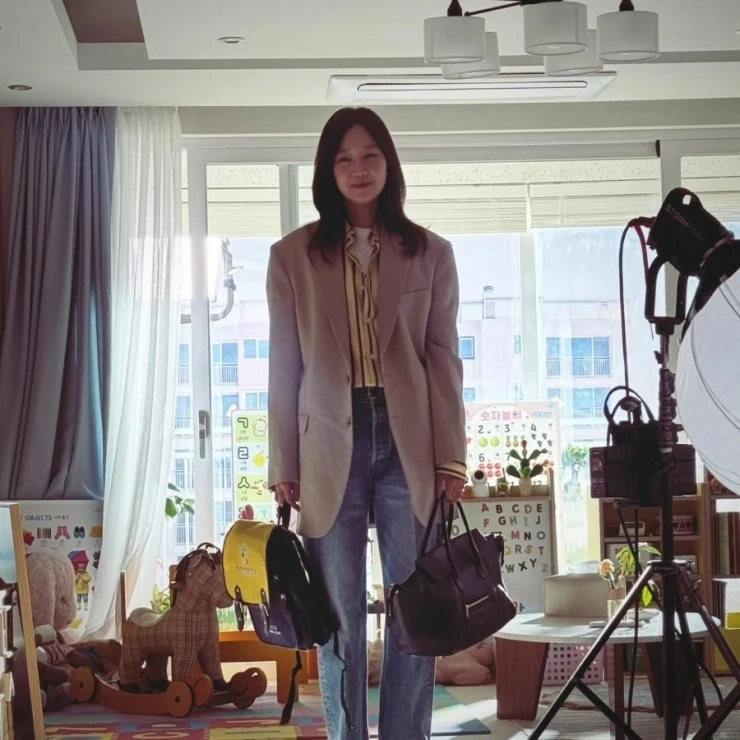 Còn gì ngọt ngào hơn cặp đôi Gong Hyo Jin và Kevin Oh Còn gì ngọt ngào hơn cặp đôi Gong Hyo Jin và Kevin Oh