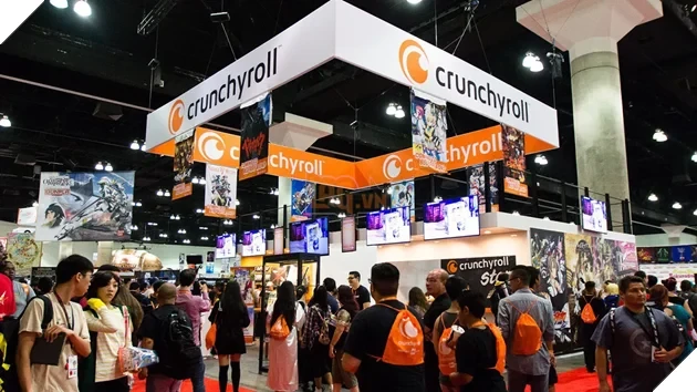 Cơn thịnh nộ toàn cầu: Crunchyroll bị tẩy chay dữ dội vì ép fan trả phí gói cao cấp mới được... mua đồ lưu niệm