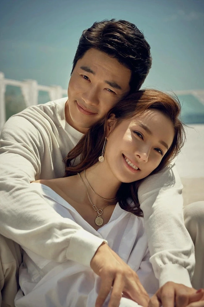 Con trai Kwon Sang Woo và Á hậu dâu hụt Samsung: 17 tuổi cao 1,82 m gây sốt mạng xã hội Con trai Kwon Sang Woo và Á hậu Son Dâu hụt Samsung: 17 tuổi cao 1,82 m gây sốt
