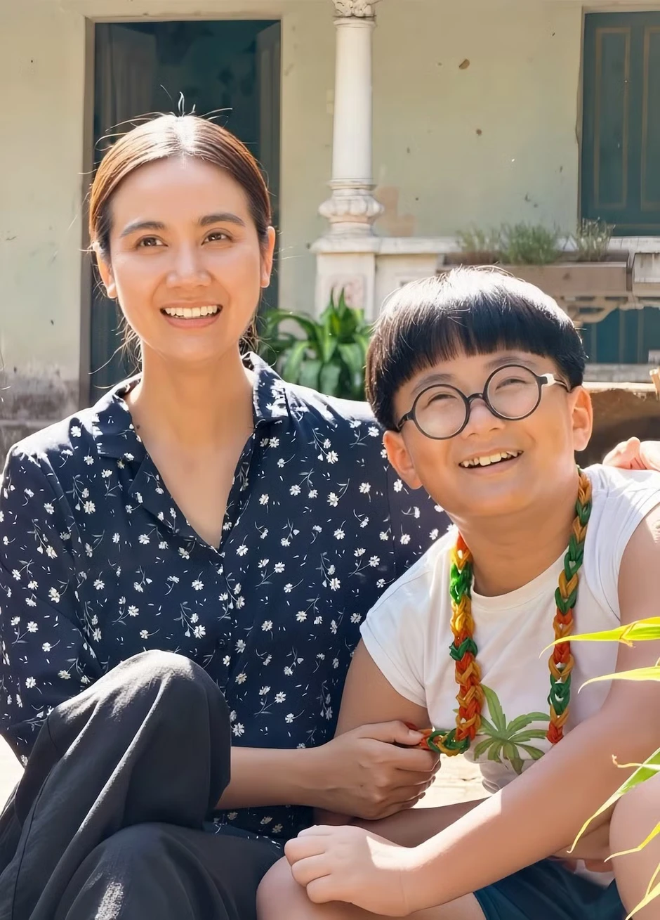 Con trai Huyền Lizzie khiến khán giả khóc Con trai Huyền Lizzie khiến khán giả khóc