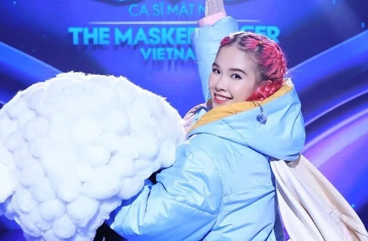 Cuộc sống của Khởi My sau 8 năm kết hôn và rời xa showbiz