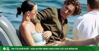Cựu Thủ tướng Canada chăm sóc bạn gái ca sĩ kém 13 tuổi trong chuyến nghỉ mát