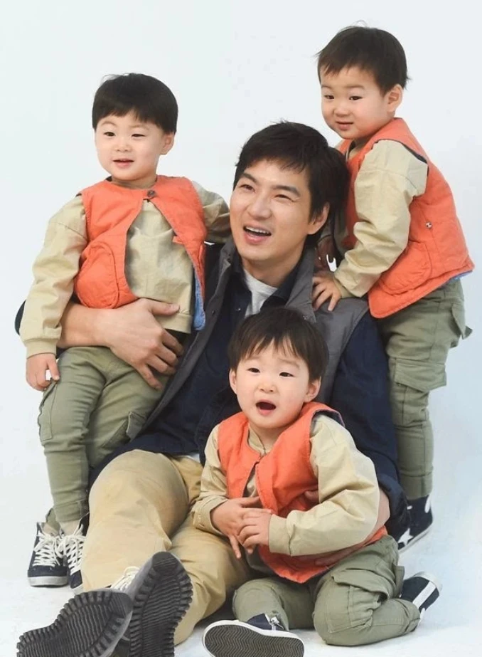 Daehan - Minguk - Manse làm gì mà để bố lên hẳn truyền hình thốt ra: "3 đứa con tôi đã biến mất, giờ chúng như người xa lạ"?