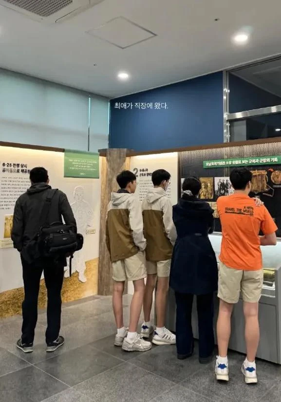 Daehan - Minguk - Manse làm gì mà để bố lên hẳn truyền hình thốt ra: "3 đứa con tôi đã biến mất, giờ chúng như người xa lạ"?