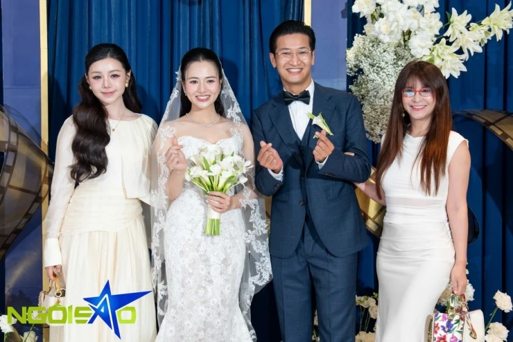 Dàn diễn viên VFC hội ngộ trong đám cưới Việt Hoa Dàn diễn viên VFC hội ngộ trong đám cưới Việt Hoa