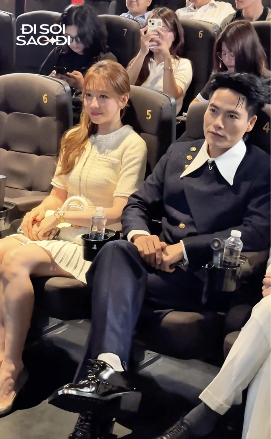Dàn sao bị camera thường "tóm dính": Hari Won top 1!