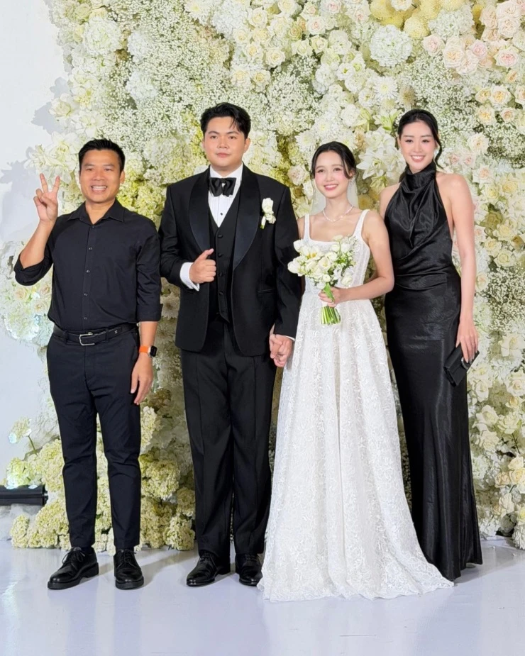 Dàn sao quy tụ trong đám cưới Nhung Gumiho