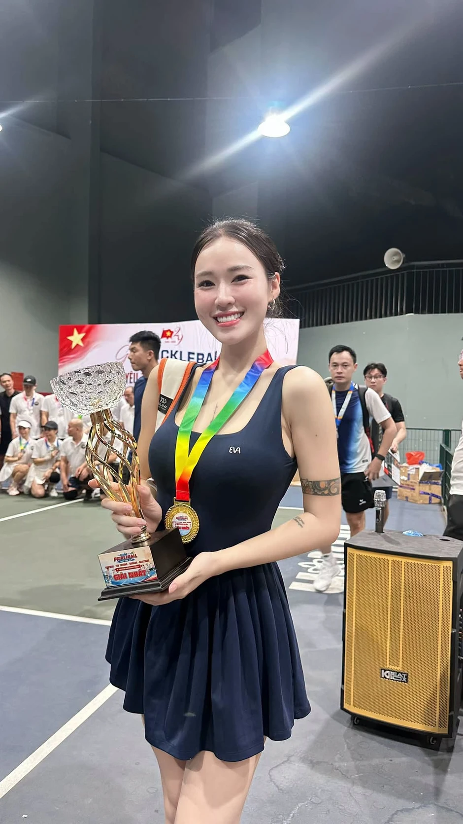 Đang bán nhà thì khách rủ chơi Pickleball, cô nàng saler khiến MXH được một phen "ngã ngửa"