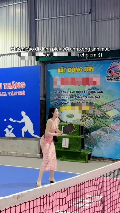Đang bán nhà thì khách rủ chơi Pickleball, cô nàng saler khiến MXH được một phen "ngã ngửa"
