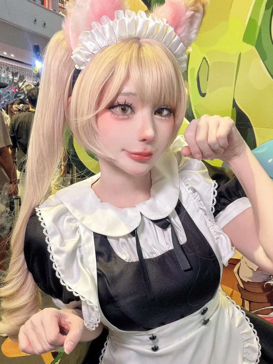Đẳng cấp của nữ coser "triệu follow", mỗi lần lên đồ biến hình là fan lại được dịp "điêu đứng"