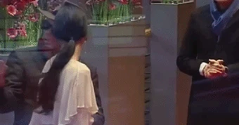 Đang nóng bằng chứng nàng thơ showbiz ngoại tình hiên ngang còn sinh con trai cho chủ tịch hơn 22 tuổi