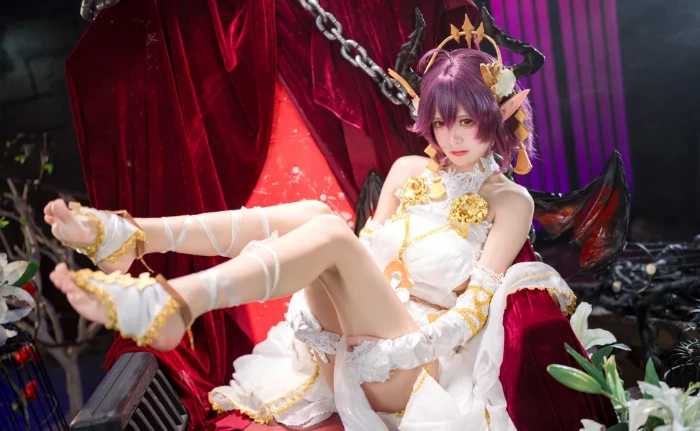Đến với cosplay Long Nữ cực kỳ chi tiết của cô nàng jiuqiqiqiqim
