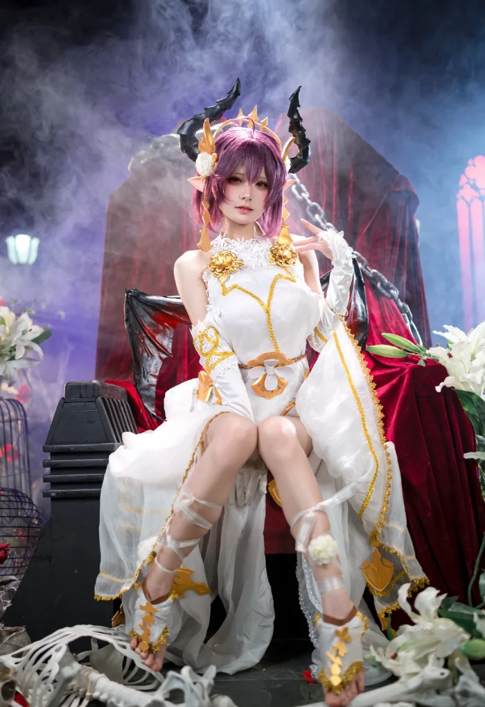 Đến với cosplay Long Nữ cực kỳ chi tiết của cô nàng jiuqiqiqiqim