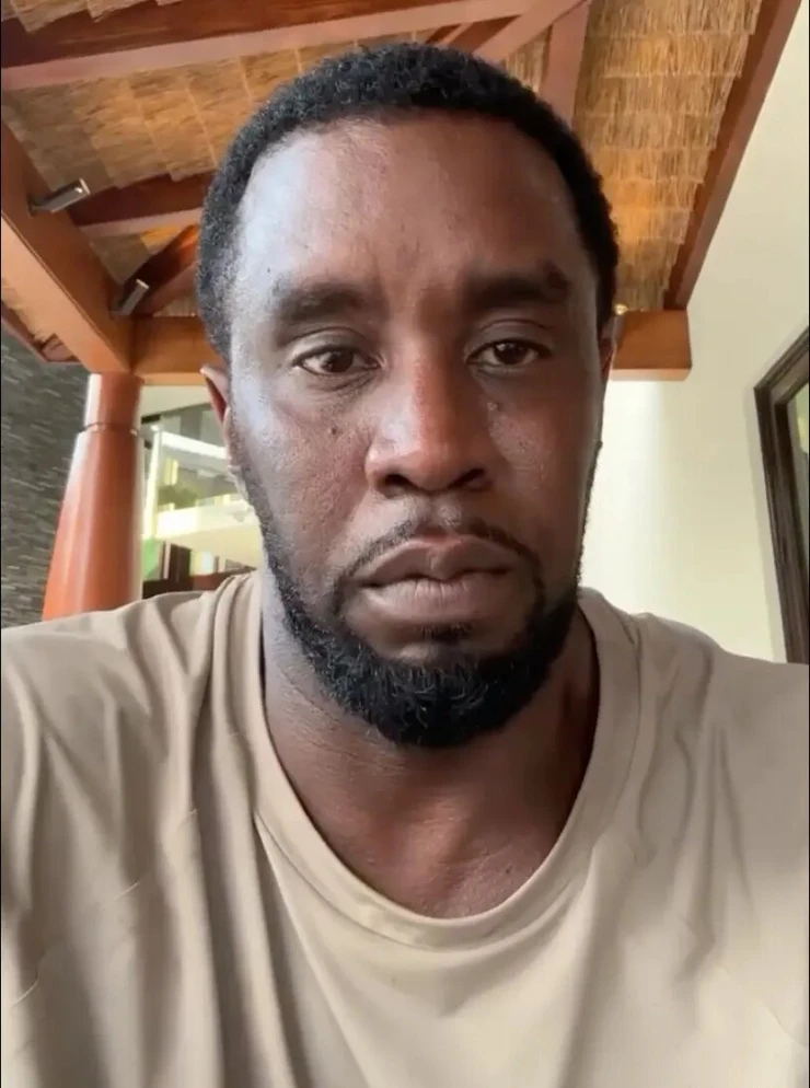 Diddy bị lùi ngày ra tù sau thông tin chi tiền sống xa hoa trong trại