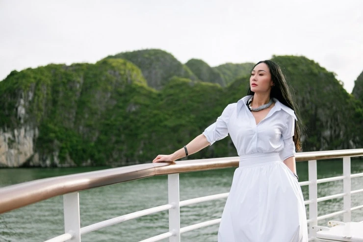 Diễn viên Quách Thu Phương U50 sống một mình, tiết lộ mối quan hệ với Phương Oanh