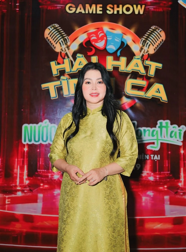 Diễn viên Tú cháo lòng mắc ung thư di căn, sống như thể mai là ngày cuối