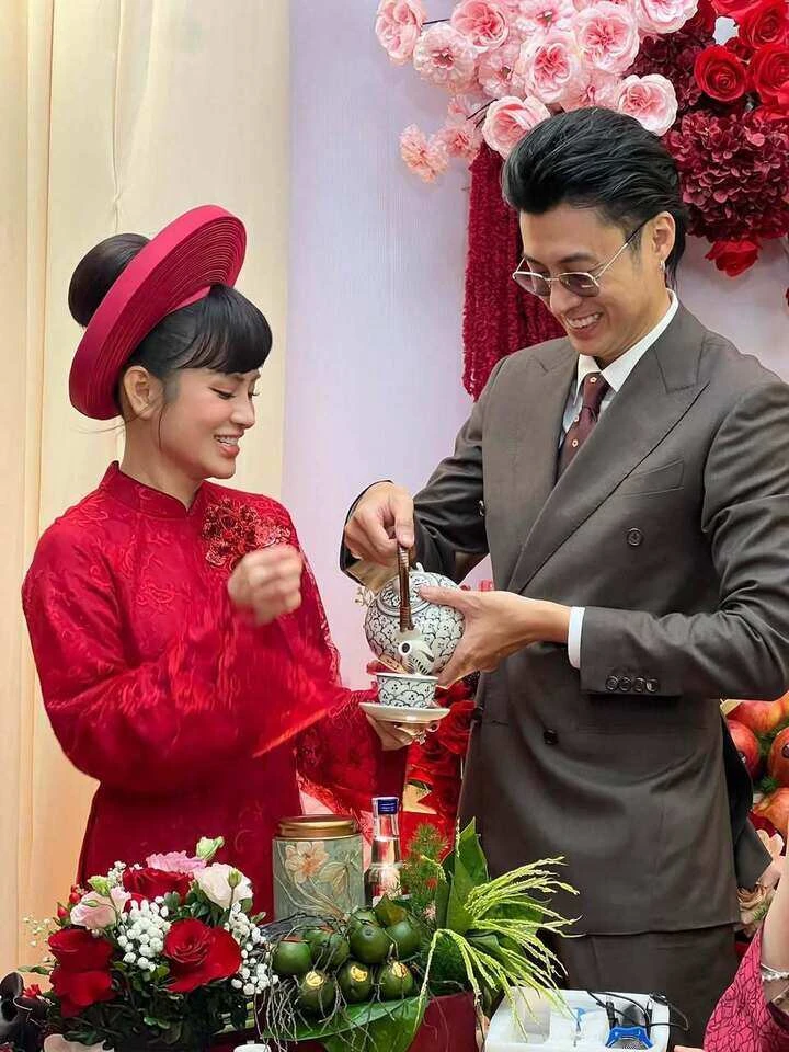 Diễn viên Vương Anh Về nhà đi con tổ chức lễ ăn hỏi