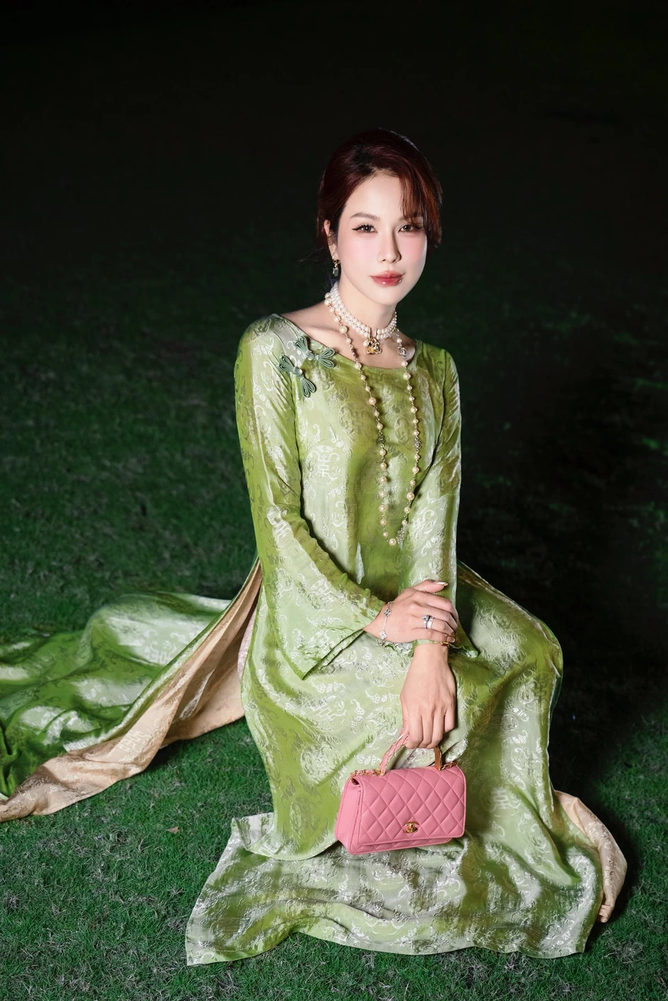 Diệp Lâm Anh bình luận gì ở fanpage Phòng, chống ma túy - Công an TP.HCM mà gây bão?