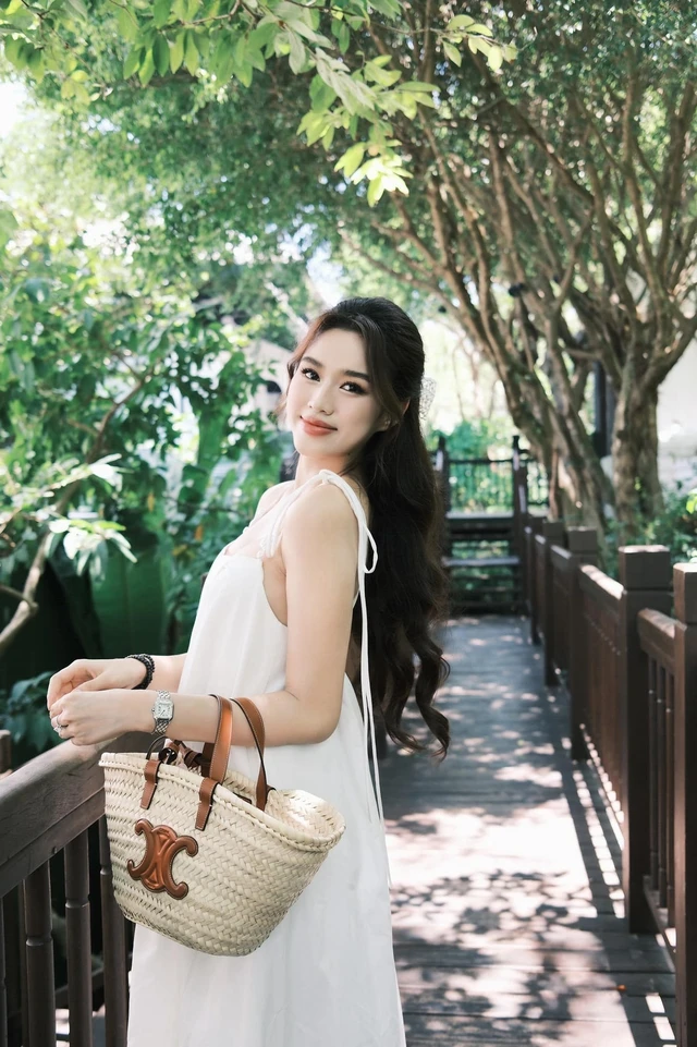 Điều khác lạ của Hoa hậu Đỗ Hà