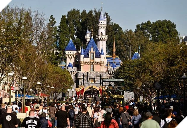 Disney đối mặt vụ kiện tập thể vì công nghệ nhận diện khuôn mặt tại công viên giải trí