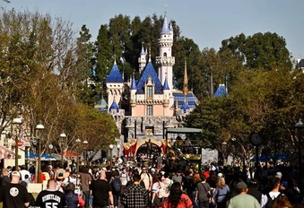 Disney đối mặt vụ kiện tập thể vì công nghệ nhận diện khuôn mặt tại công viên giải trí