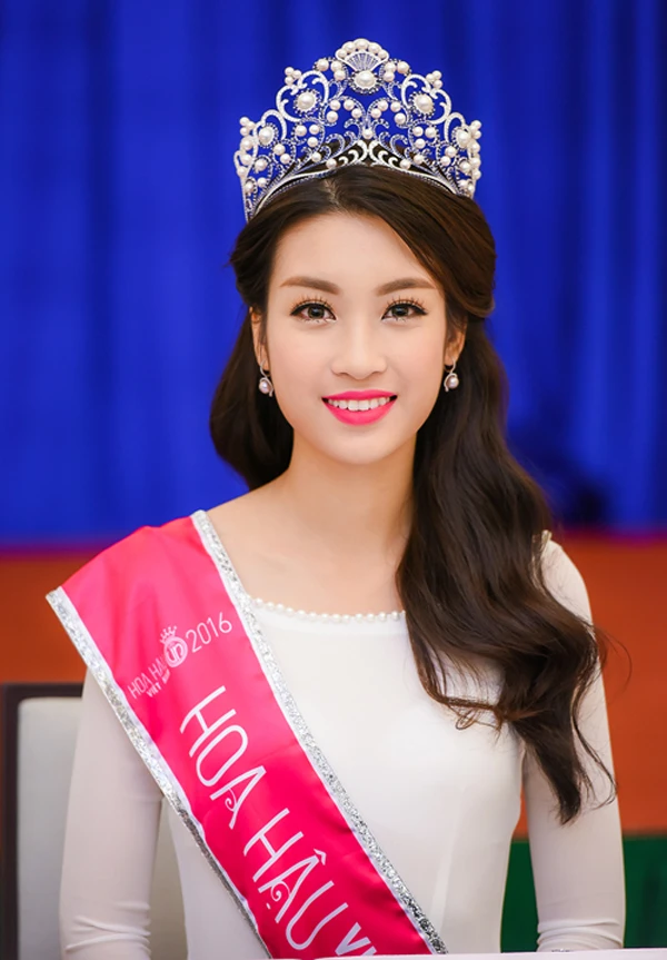 Đỗ Mỹ Linh từ "Hoa hậu nghèo nhất Việt Nam" giờ là con dâu gia tộc quyền lực top đầu