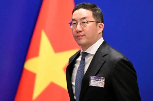 Đoạn băng ghi âm của vợ cố Chủ tịch LG hé lộ bí mật động trời bên trong gia tộc, đế chế 19 tỷ USD có thể bị chia lại Đoạn băng ghi âm của vợ cố Chủ tịch LG hé lộ bí mật động trời bên trong gia tộc, đế chế 19 tỷ USD có thể bị chia lại