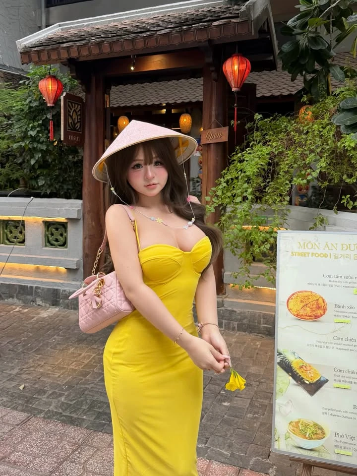 Đón sinh nhật bằng bộ ảnh mới, hot girl 2k4 khiến người xem phải trầm trồ nhan sắc Đón sinh nhật bằng bộ ảnh mới, hot girl 2k4 khiến người xem phải trầm trồ nhan sắc
