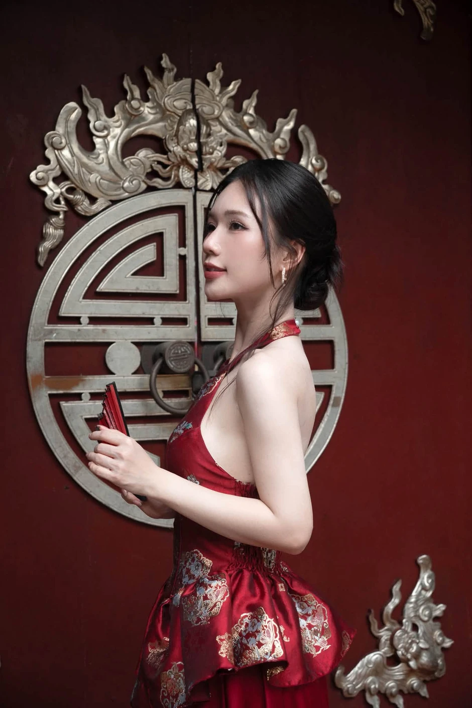Đón Trung Thu "ngọt" như bánh dẻo, nữ diễn viên phim giờ vàng VTV ghi điểm tuyệt đối với màn "lên đồ" mới Đón Trung Thu "ngọt" như bánh dẻo, nữ diễn viên phim giờ vàng VTV ghi điểm tuyệt đối với màn "lên đồ" mới