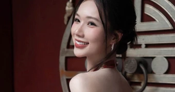 Đón Trung Thu "ngọt" như bánh dẻo, nữ diễn viên phim giờ vàng VTV ghi điểm tuyệt đối với màn "lên đồ" mới