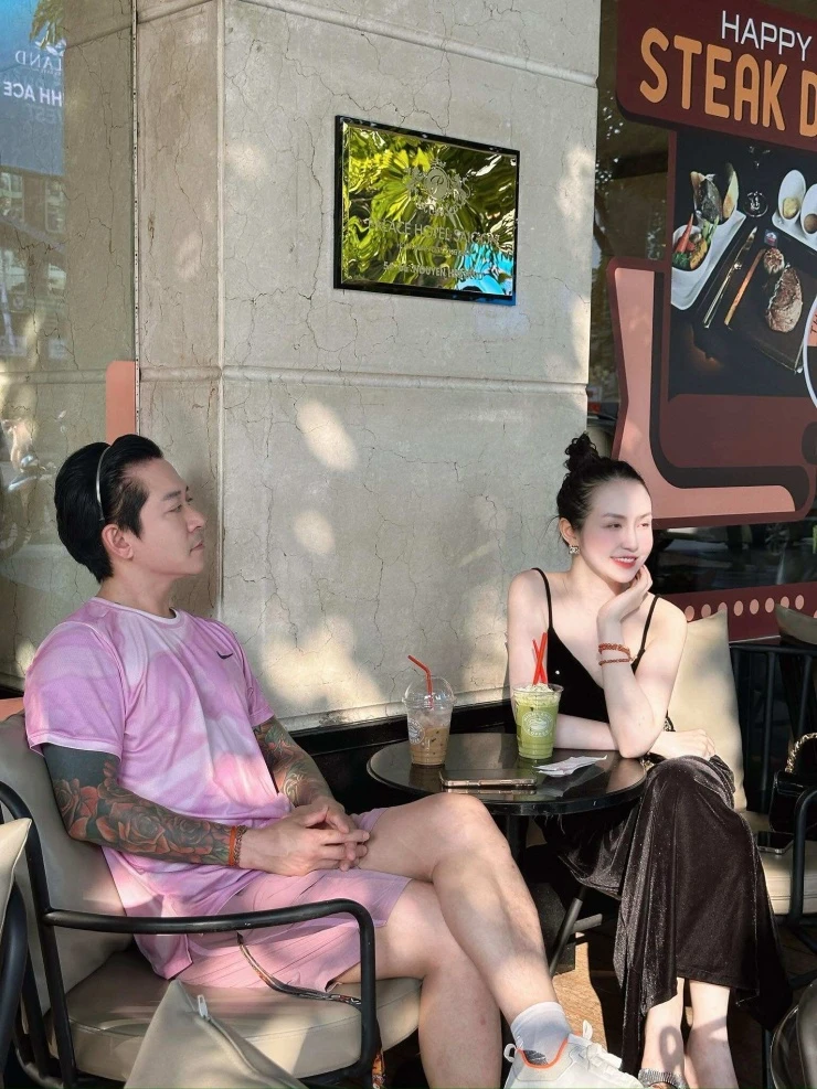 Động thái của Hương Baby giữa lúc Tuấn Hưng đối mặt áp lực sức khỏe và tin đồn