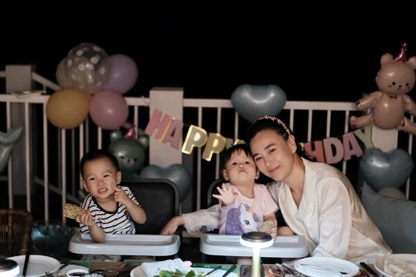 Động thái lạ của Phương Oanh